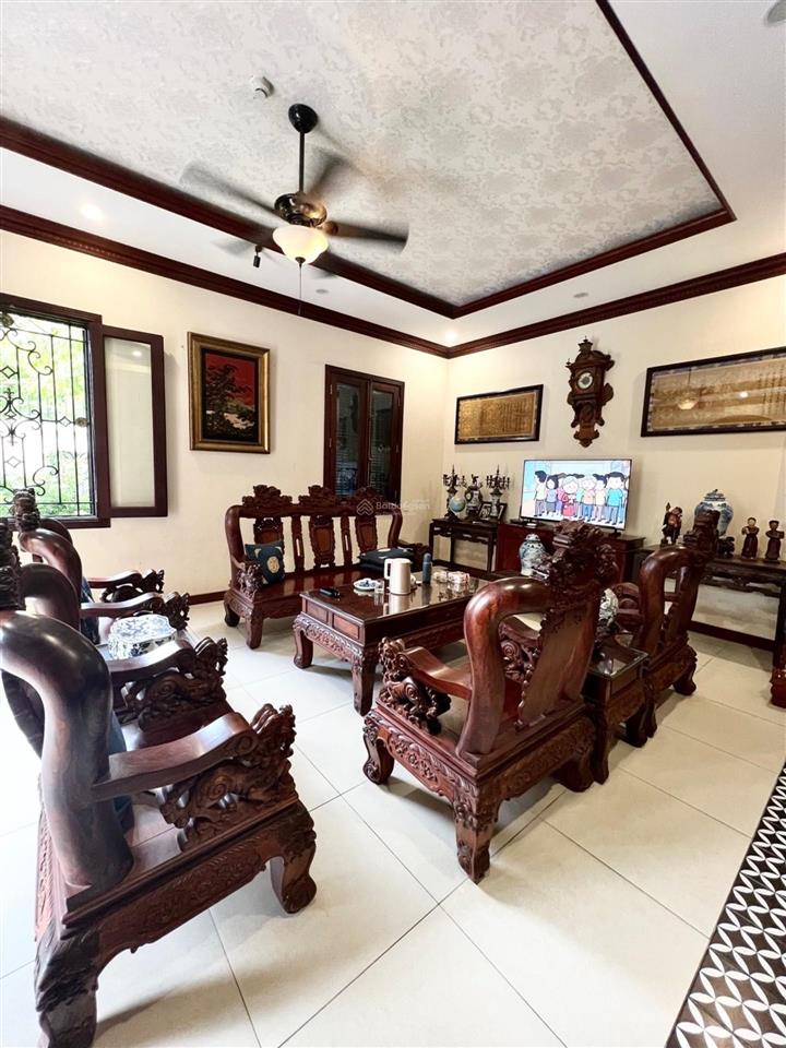 Biệt thự đẹp 4 tầng  đường 12, gần nguyễn thị tú, chợ bình thành  608m2 (20x31)  giá 51.5 tỷ