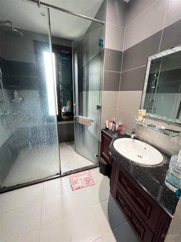 Biệt thự đẹp 4 tầng  đường 12, gần nguyễn thị tú, chợ bình thành  608m2 (20x31)  giá 51.5 tỷ