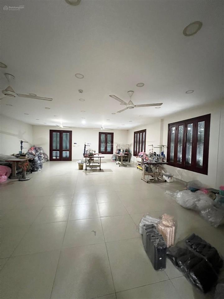 Biệt thự đẹp 4 tầng  đường 12, gần nguyễn thị tú, chợ bình thành  608m2 (20x31)  giá 51.5 tỷ