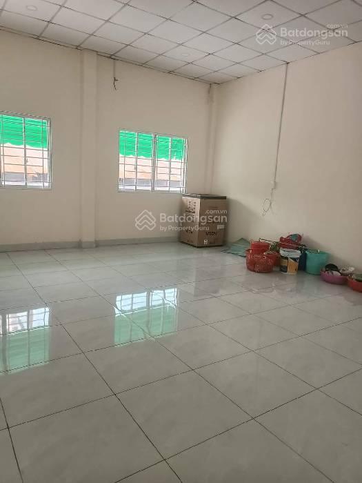 Nhà 2 tầng  hẻm xe tải, đường lũy bán bích  dt 820m2  giá 59 tỷ