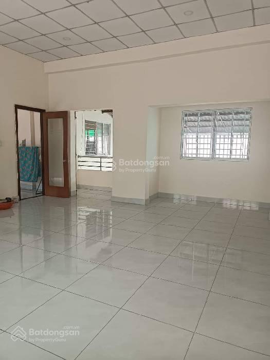 Nhà 2 tầng  hẻm xe tải, đường lũy bán bích  dt 820m2  giá 59 tỷ