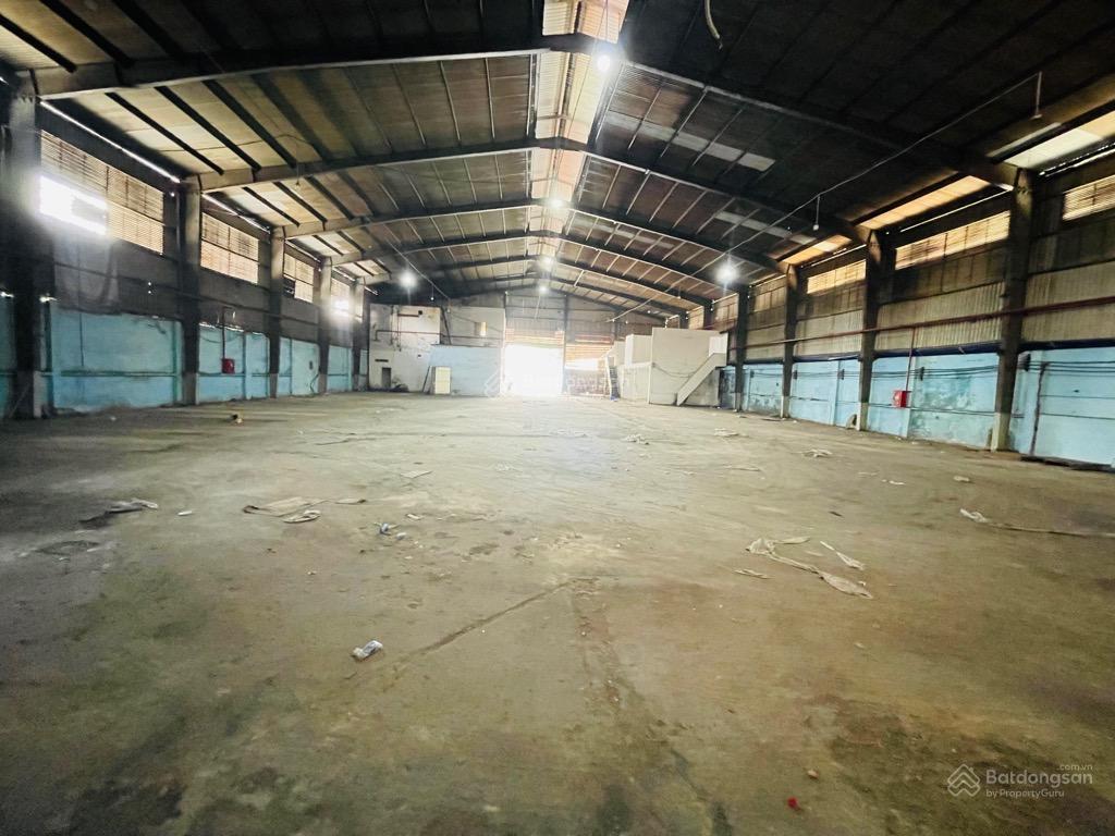 Nhà xưởng 1600m2(27x60)mặt tiền kdđường quốc lộ 1aquận bình tângiá 85 tỷ