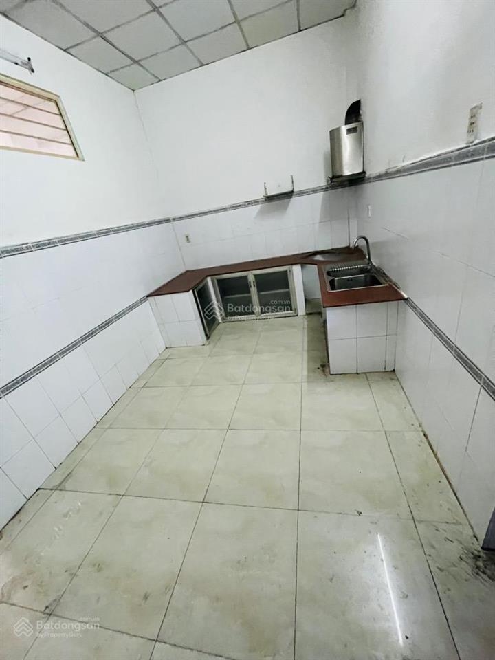Nhà xưởng 1600m2(27x60)mặt tiền kdđường quốc lộ 1aquận bình tângiá 85 tỷ
