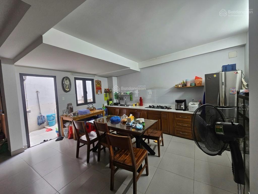 Mặt tiền kd đỉnh  đường lũy bán bích  nhà đẹp 5 tầng 145m2  giá 25.5 tỷ