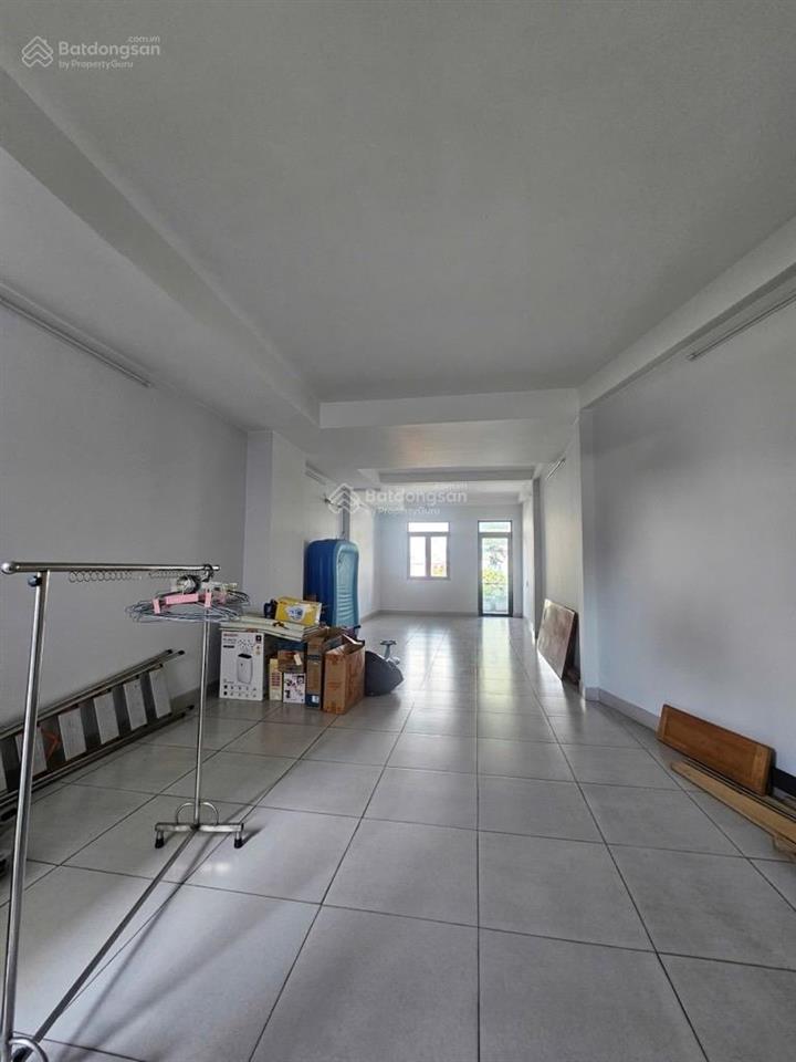 Mặt tiền kd đỉnh  đường lũy bán bích  nhà đẹp 5 tầng 145m2  giá 25.5 tỷ
