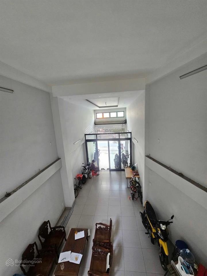 Mặt tiền kd đỉnh  đường lũy bán bích  nhà đẹp 5 tầng 145m2  giá 25.5 tỷ
