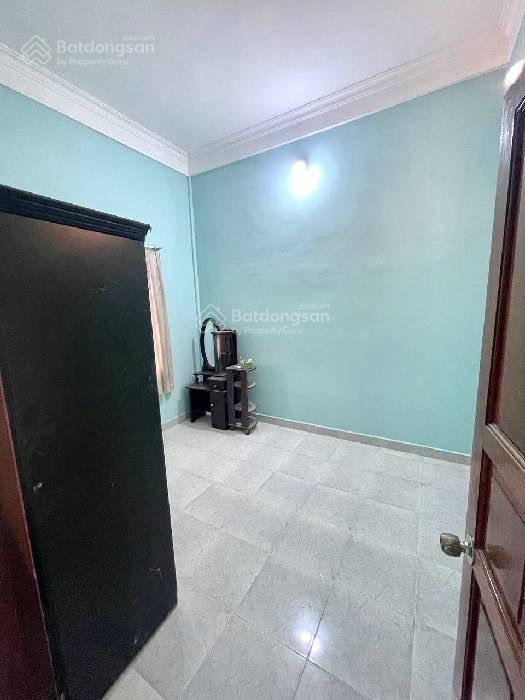Mặt tiền kd  đường nguyễn hữu tiến  nhà 3 tầng 243m2, ngang 7m  giá 33 tỷ