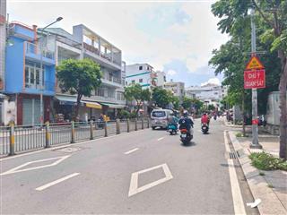 Mặt tiền kd  đường lương minh nguyệt, gần lũy bán bích  nhà 656m2 (20x35m)  giá 67 tỷ
