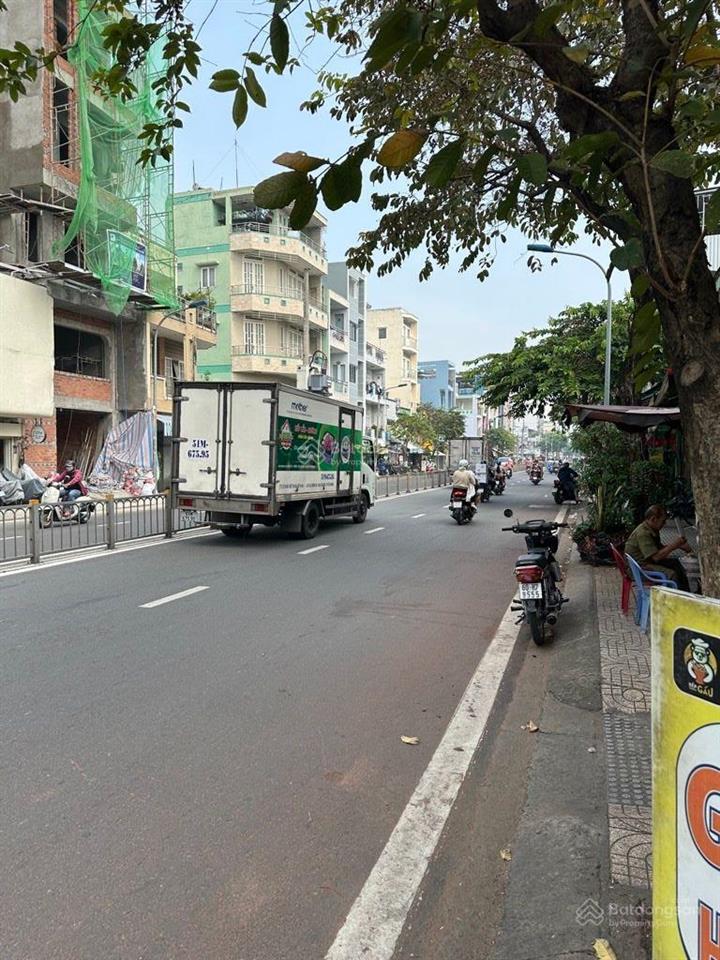 Mặt tiền kd  phạm văn chí, gần chợ bình tiên  nhà 4 tầng 376m2  giá 31.9 tỷ