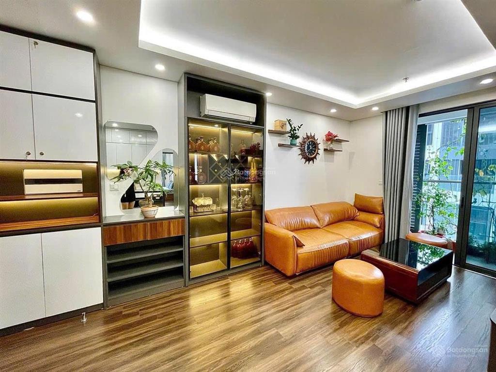 Cho thuê căn hộ 2pn 2wc full đồ tại hoàng huy grand town.  0373 588 ***