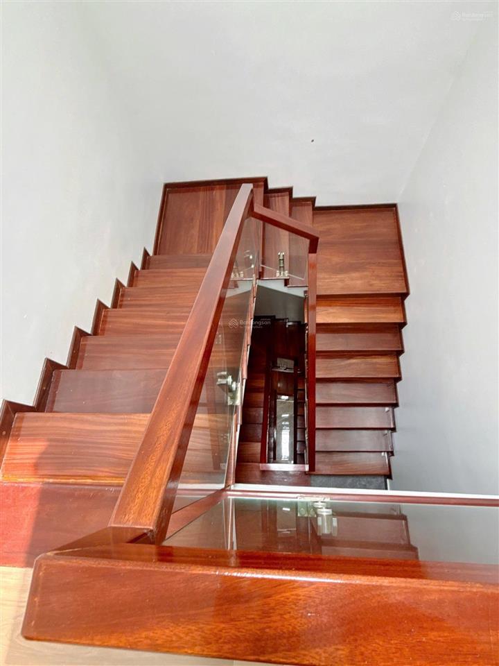 Cho thuê shophouse 5 tầng hoàng huy mall gần aeon mall hải phòng.  0373 588 ***