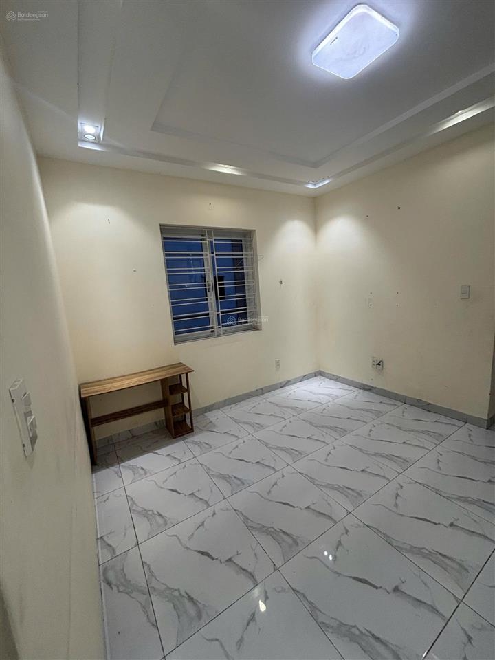 Cho thuê căn hộ góc 2pn hoàng huy an đồng.  0373 588 ***