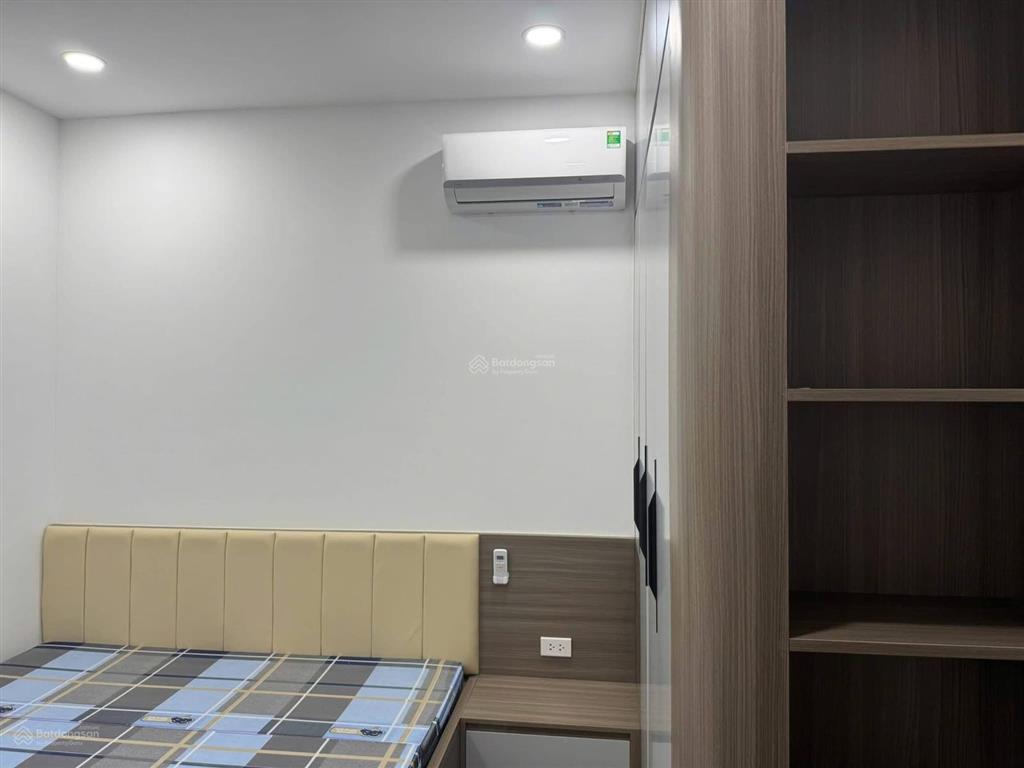 Cho thuê căn hộ 2pn full đồ mới tinh tại 39 lương khánh thiện.  xem nhà 0373 588 ***