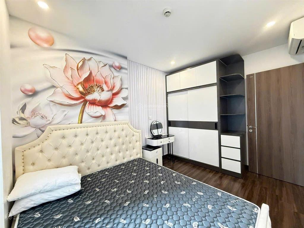 Bán căn 2 ngủ tại hoàng huy commerce.  0373 588 ***