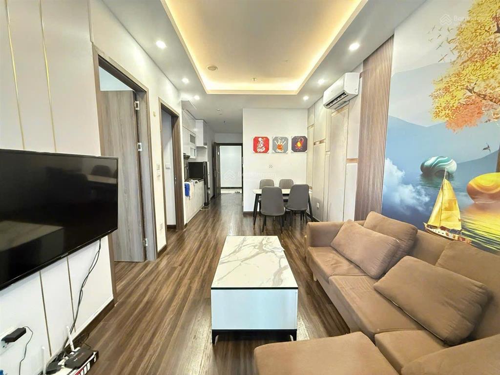 Bán căn 2 ngủ tại hoàng huy commerce.  0373 588 ***