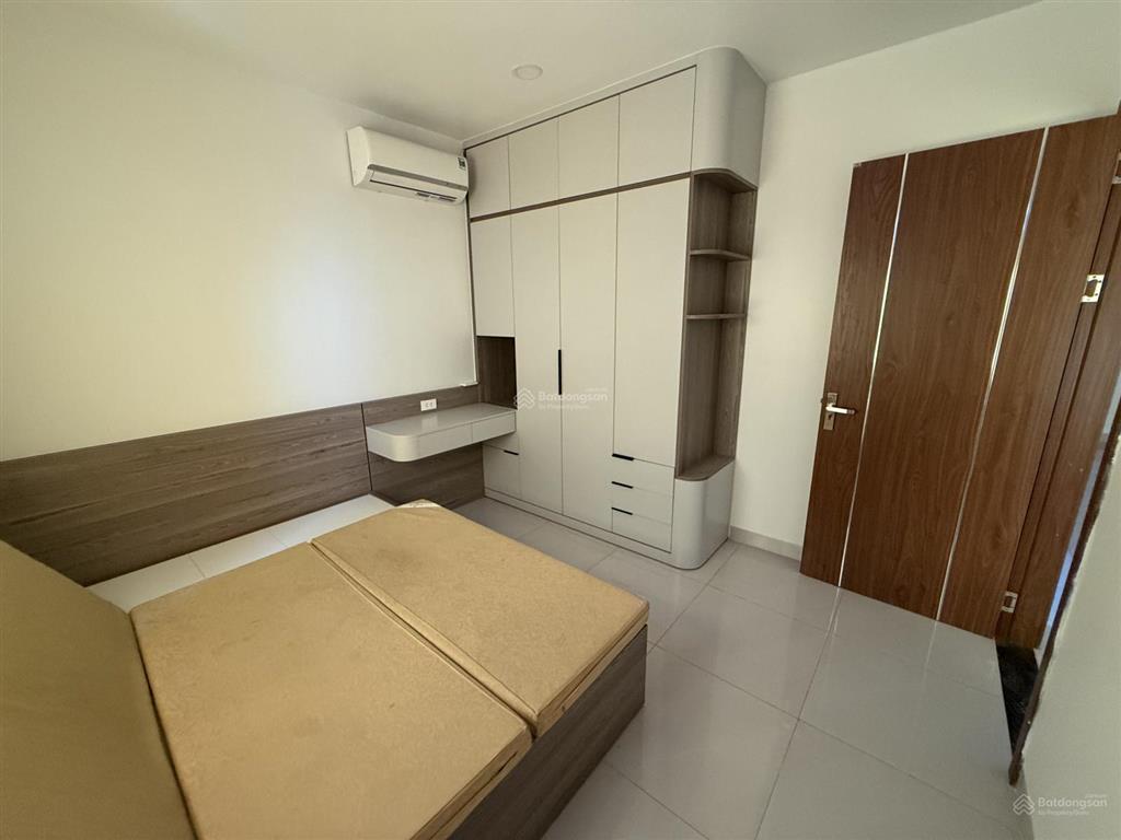 Cho thuê căn hộ 2 pn 2wc tại 39 lương khánh thiện.  0373 588 ***
