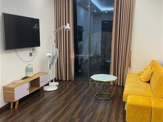 Cho thuê gấp căn hộ full đồ 1,5pn tại hoàng huy grand town.