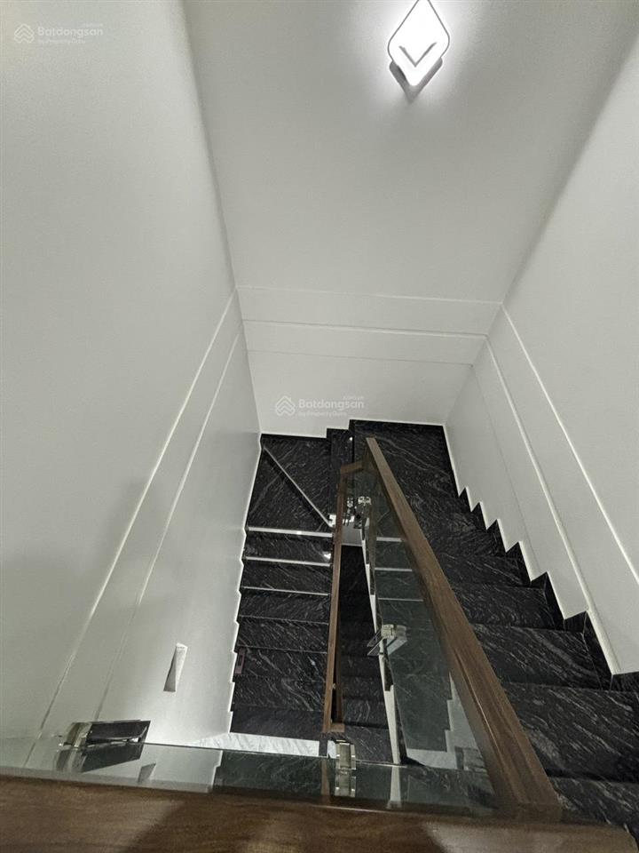 Bán nhà 3 tầng tại cách hạ, nam sơn.  0373 588 ***
