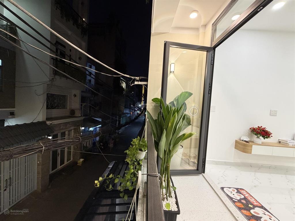 55m2  ngang 4m thích quảng đức, phú nhuận mới đẹp  hẻm xe hơi 6m né nhau giá chỉ  9,5 tỷ tl