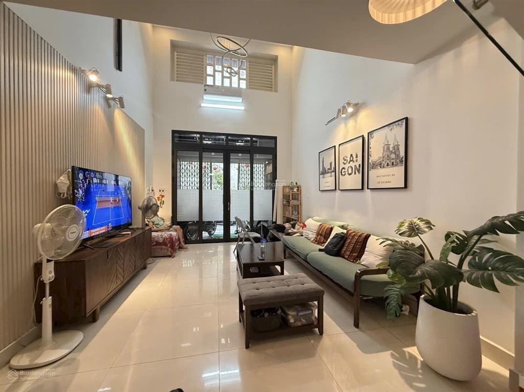 64m2  5 tầng mới đẹp hẻm xe hơi ngủ nhà nguyễn văn công p3 gò vấp cạnh sân bay chỉ 11.4 tỷ tl