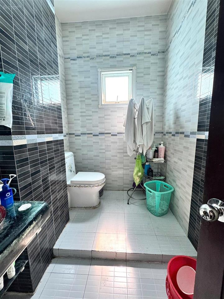 Quận 1  chỉ 9.9 tỷ  hẻm xe hơi 1 xẹt cạnh mặt tiền mai thị lựu đakao  36m2 5 tầng 5pn ngộp bank