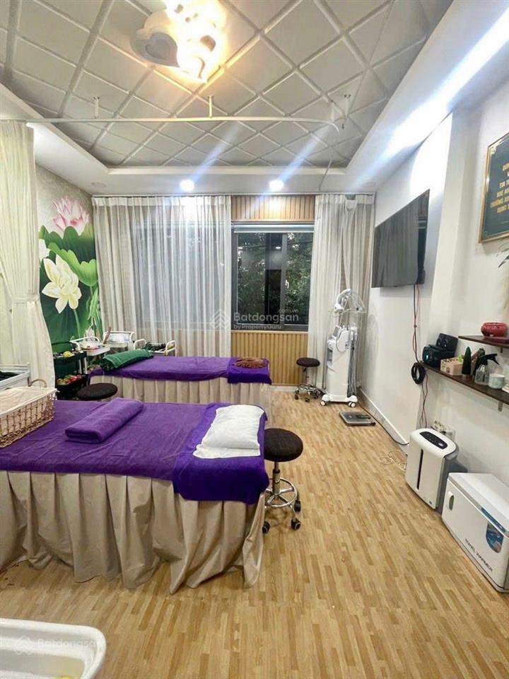 Mặt tiền cầm bá thước phú nhuânn  4 tầng  ngang 4.1m  ở kinh doanh đỉnh  giá chỉ 9.99 tỷ tl