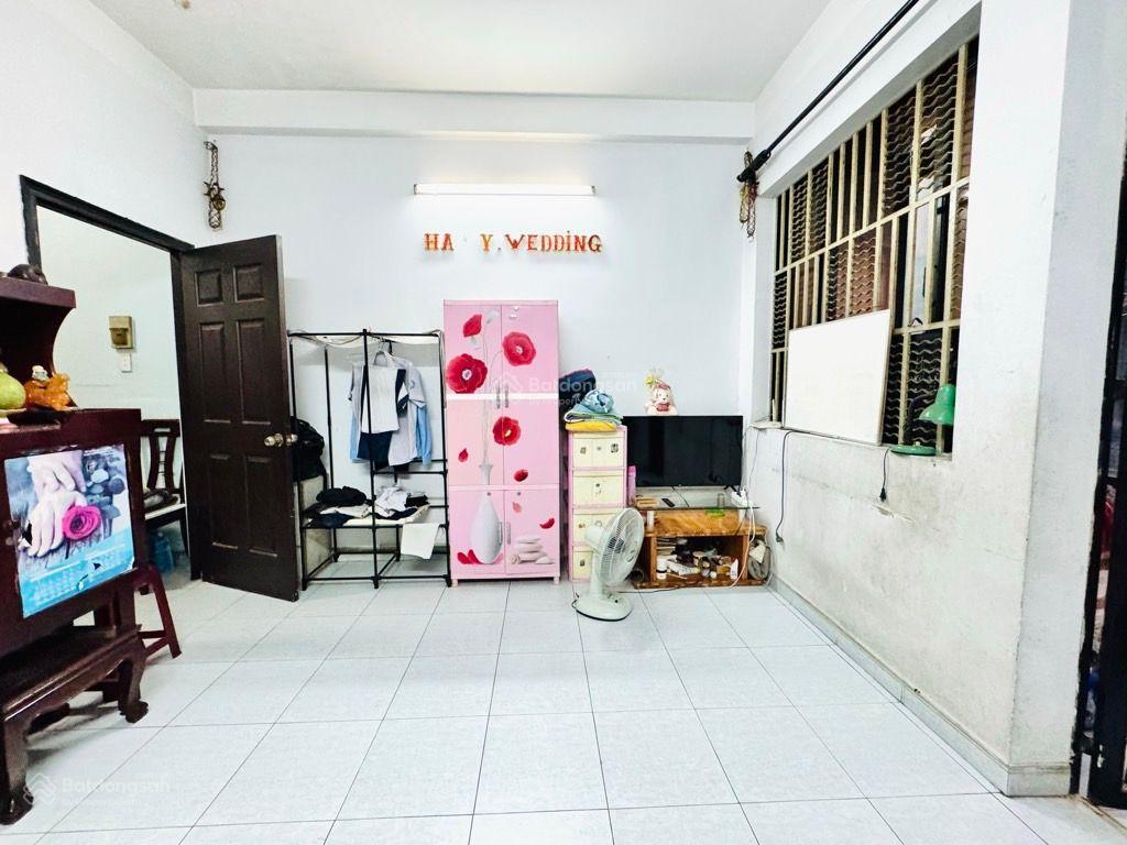 48m2  4 tầng 5pn, xe hơi đỗ cạnh nhà thích quảng đức phú nhuận, gần mặt tiền  bán gấp 8.4 tỷ tl