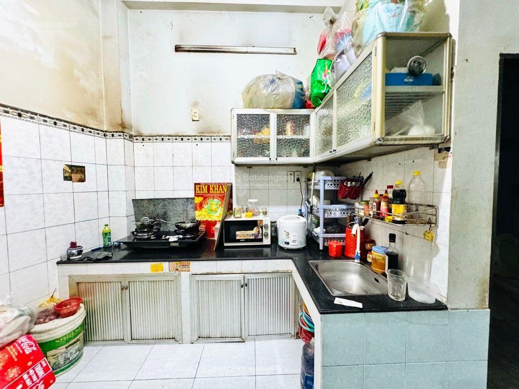 48m2  4 tầng 5pn, xe hơi đỗ cạnh nhà thích quảng đức phú nhuận, gần mặt tiền  bán gấp 8.4 tỷ tl