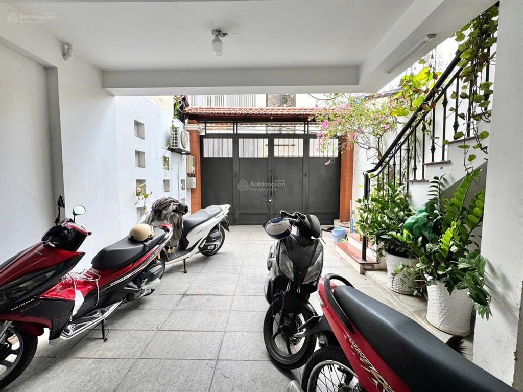 103m2 phú nhuận  trần huy liệu  ngang 5m  6 tầng thang máy  10pn hẻm xe hơi ngủ nhà 27,9 tỷ tl