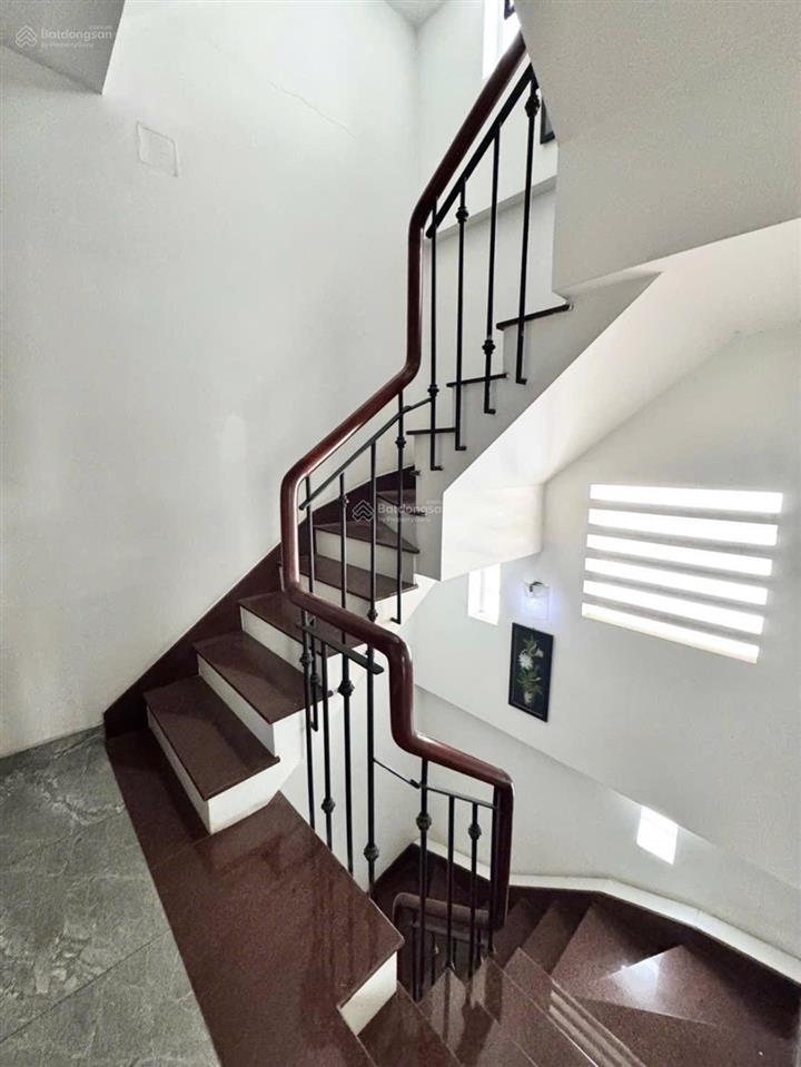 103m2 phú nhuận  trần huy liệu  ngang 5m  6 tầng thang máy  10pn hẻm xe hơi ngủ nhà 27,9 tỷ tl