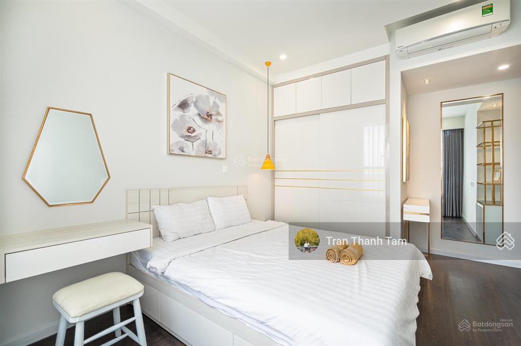 Chủ nhà cần bán nhanh chcc oriental plaza 685 âu cơ tân phú 106m2 3pn 3wc giá 5tỷ15. 0932 349 ***