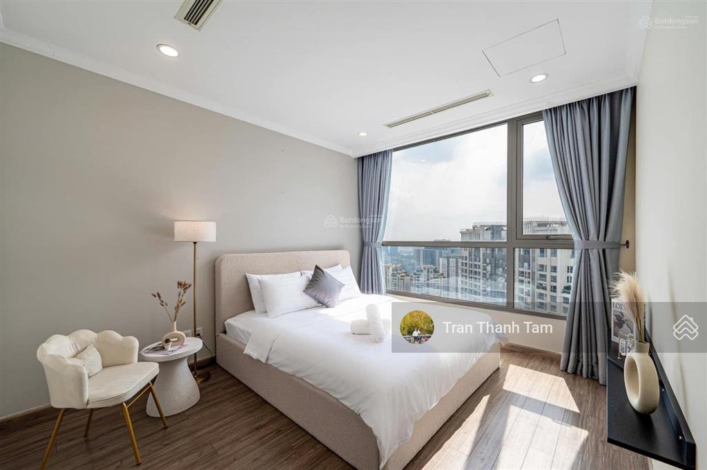 Cho thuê nhanh căn hộ chung cư oriental plaza tân phú 83m2, 2pn, 2wc, 11tr, ở liền  0932 349 ***