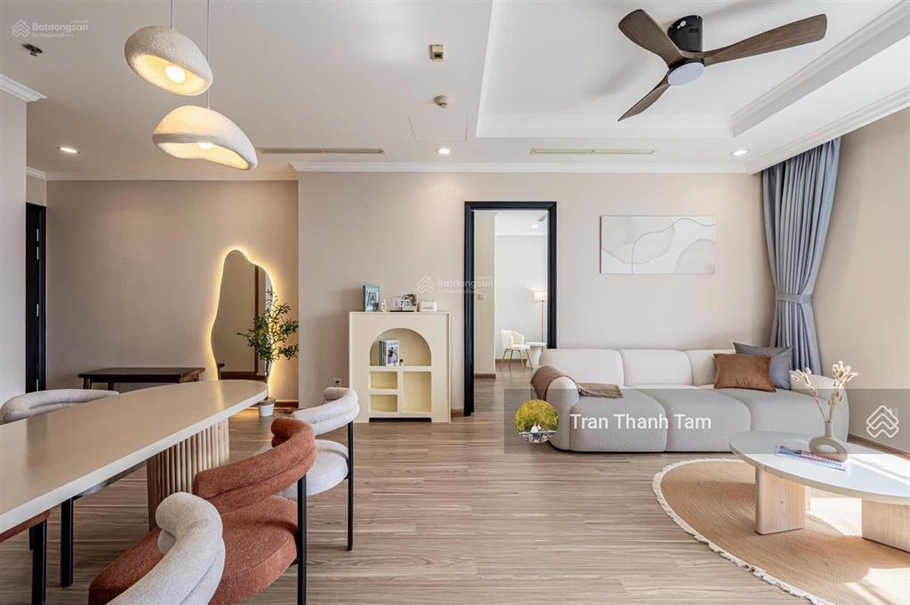 Cho thuê nhanh căn hộ chung cư oriental plaza tân phú 83m2, 2pn, 2wc, 11tr, ở liền  0932 349 ***