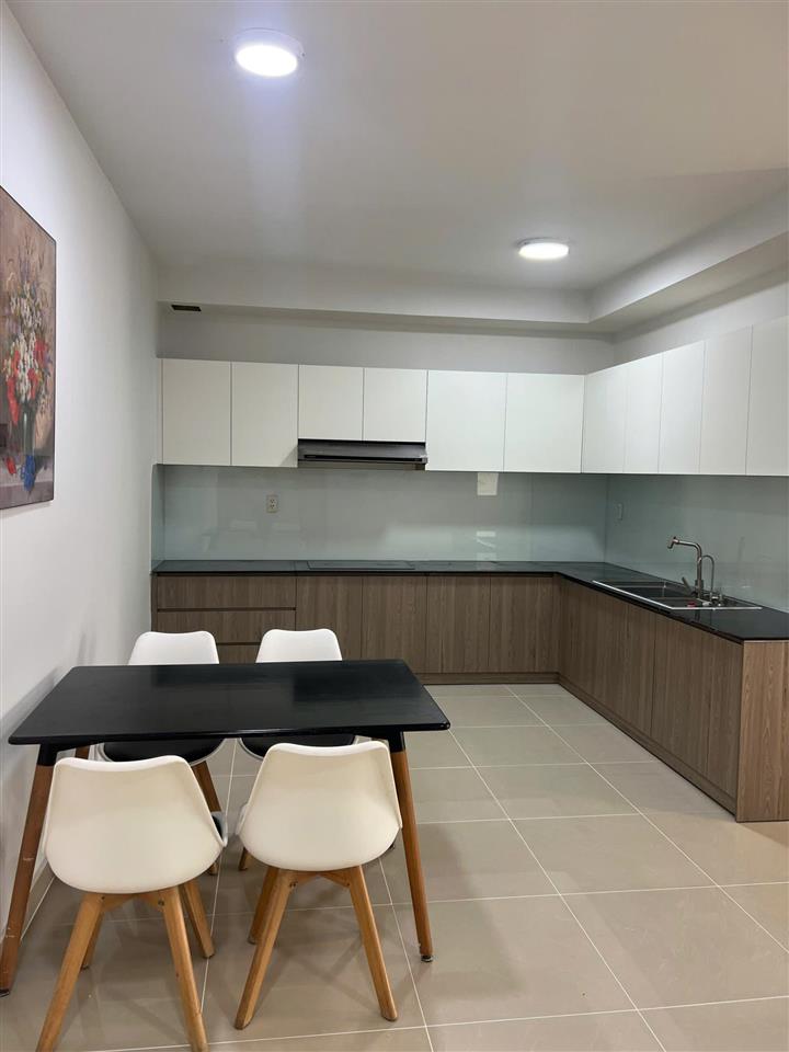 Cần bán nhanh căn hộ oriental plaza 685 âu cơ tân phú. dtich 83m2 2pn 2wc giá 3ty65.  0932 349 ***