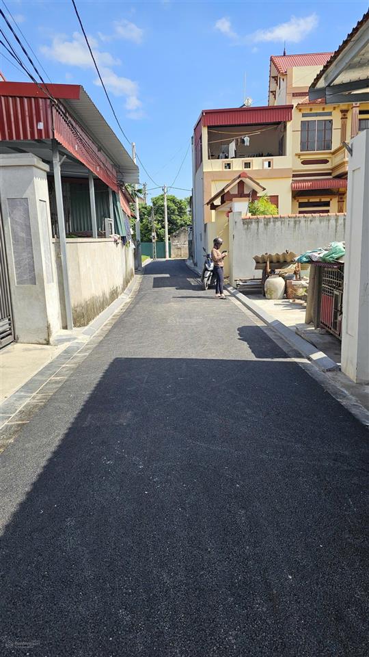 Chính chủ cần bán nhanh lô đất xuân nộn, đông anh, diện tích 75,2m2, mặt tiền 4,2m,ô tô tải vào đất