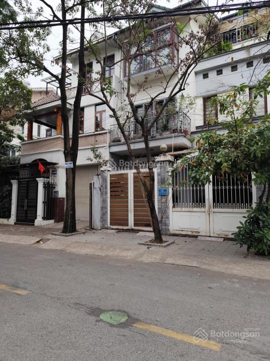 Chính chủ gửi bán biệt thự sài đồng, diện tích 160m2,mặt tiền 10m,nhà xây 4 tầng,nhà đẹp, giá 42 tỷ