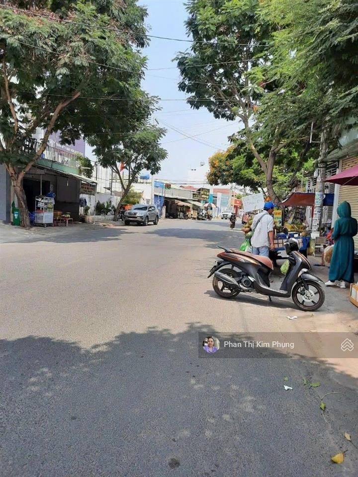 Bán toà căn hộ dịch vụ mặt tiền đườngtrần thị cờ  10.84x56m, cho thuê 250tr/tháng