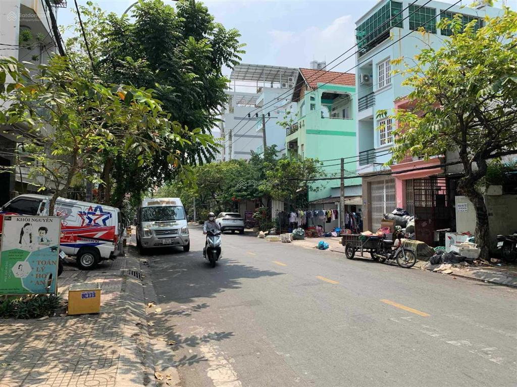 Bán nhà mt nguyễn ngọc nhựt, 5mx22m, 1 lửng, 3 lầu, giá 17 tỷ, p. tân quý, q. tân phú