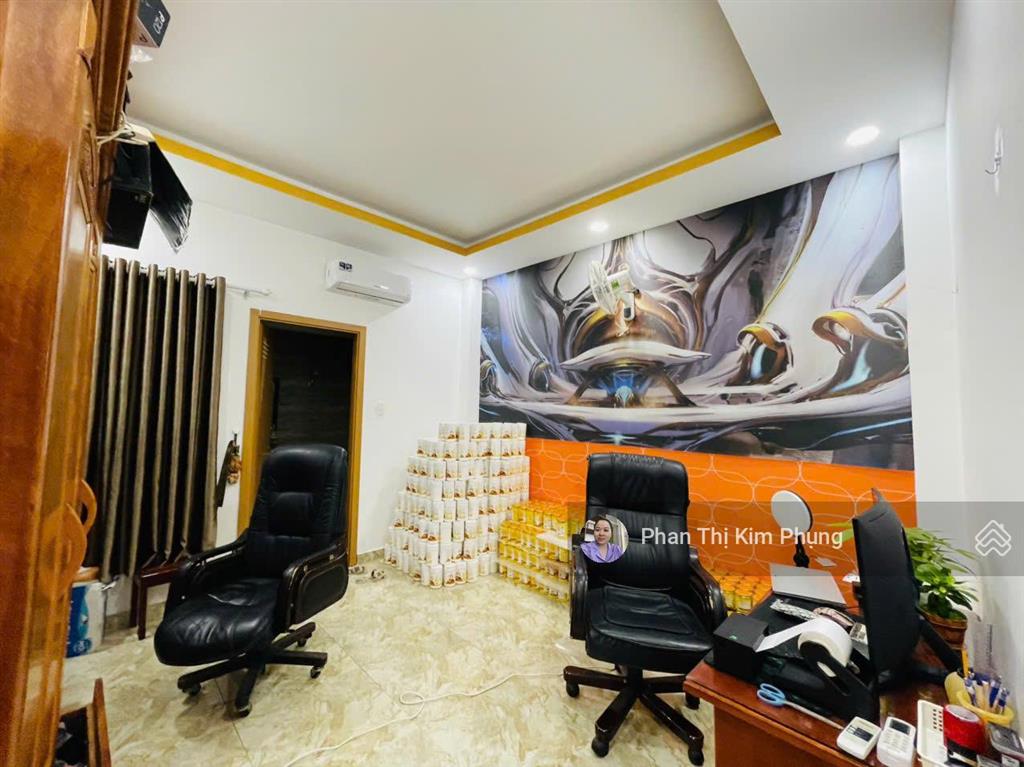 Nhà đẹp 3 lầu sân thượng hẻm nhựa 8m thoại ngọc hầu4mx18m chỉ 9 tỷ 900 triệu
