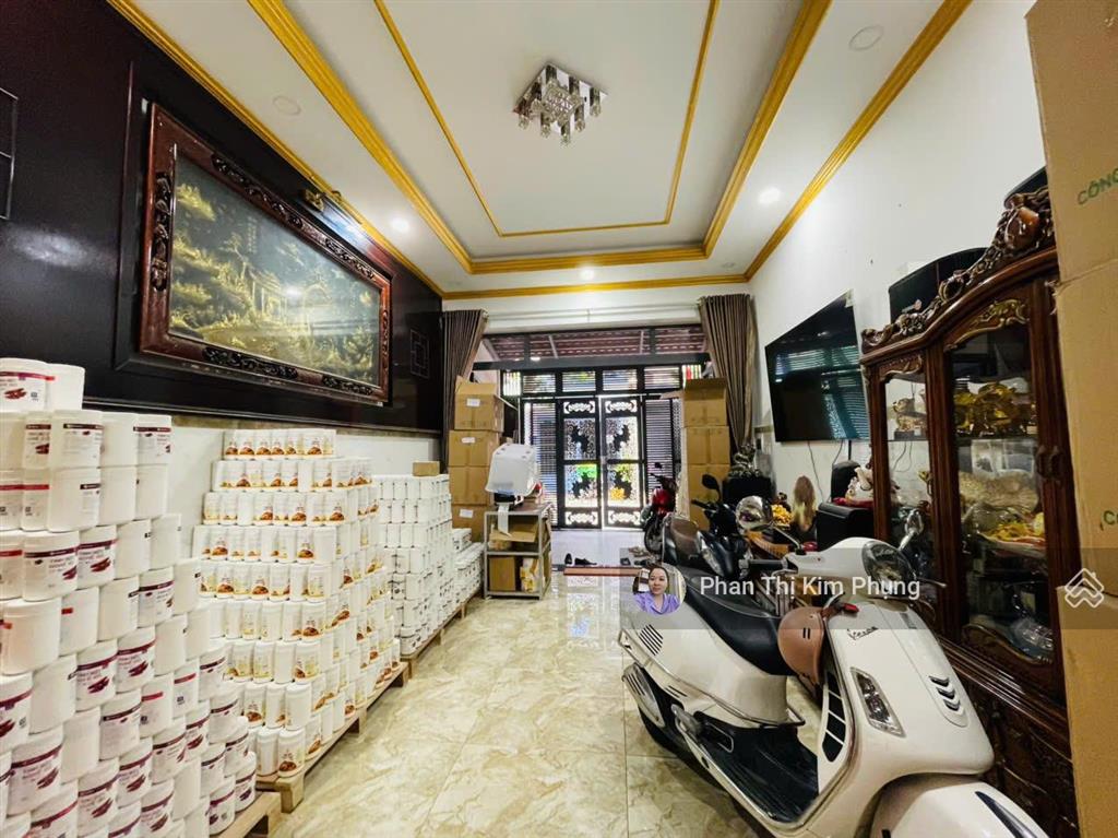 Nhà đẹp 3 lầu sân thượng hẻm nhựa 8m thoại ngọc hầu4mx18m chỉ 9 tỷ 900 triệu