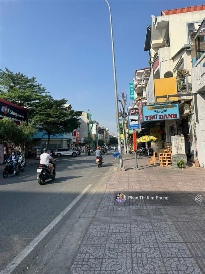 Gần ngã tư gò dầu  tân sơn nhì bán nhà mt gò dầu  4mx20m  1 trệt 2 lầu st