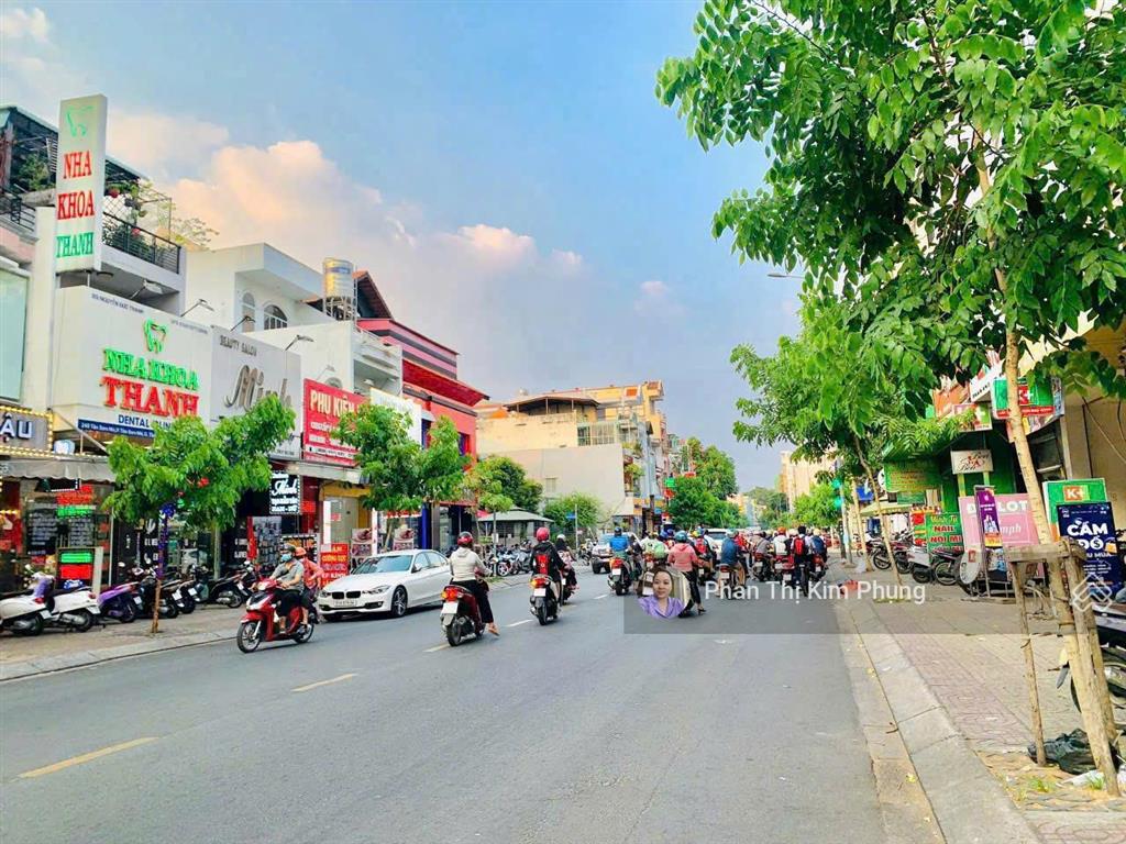 Mặt tiền tân sơn nhì đoạn đẹp 4mx15.7m nhà 4 tấm giá 17.5 tỷ