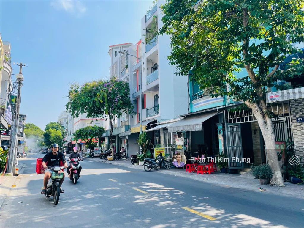 Bán nhà mt nguyễn xuân khoát dt 4x24m 1 lầu giá 15,5 tỷ  q.tân phú