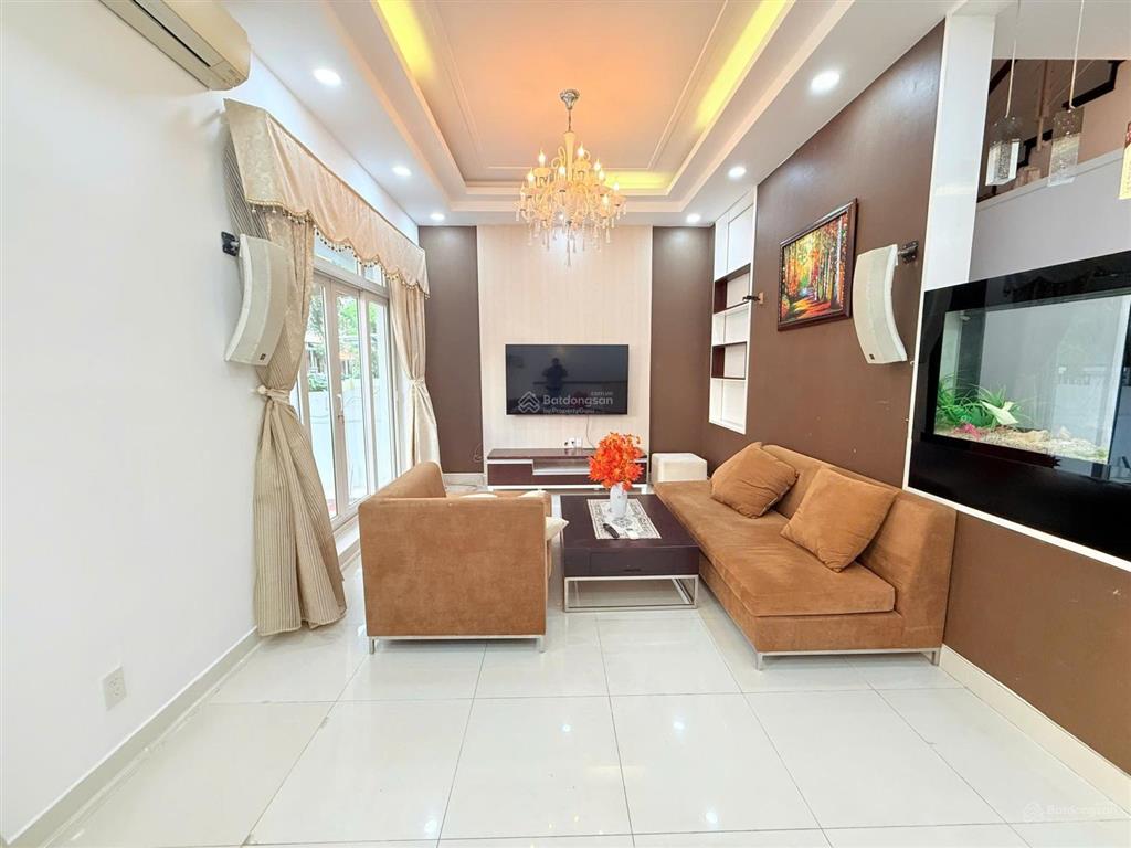 Cho thuê bt 3pn, 3wc, 126m2 tại phú mỹ hưng, giá ưu đãi hot! 0902 370 ***