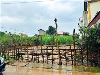 Bán 446m đất tại xã mễ sở gần vành đai 4 chia được 6 lô giá 33tr/m  0961 694 ***