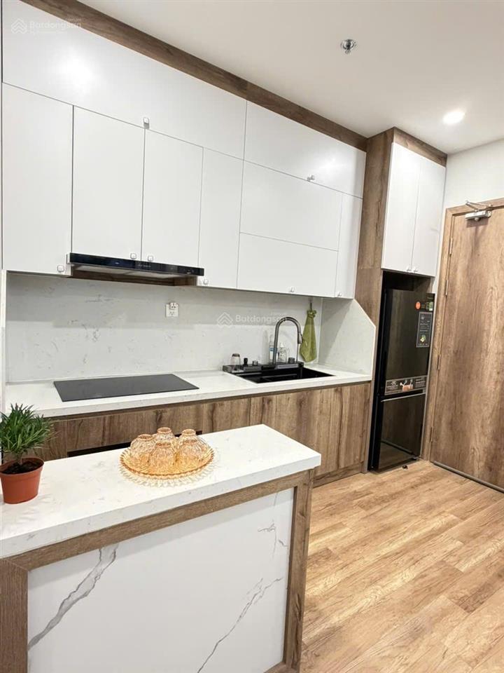 Bán căn 2 phòng ngủ onsen ecopark 65m2 tầng đẹp view hồ, giá 6.35 tỷ bao phí