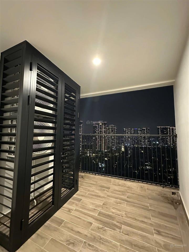 Bán căn 2 ngủ sân vườn toà skyforest 77m2 view btđ giá 6.450 tỷ bao phí