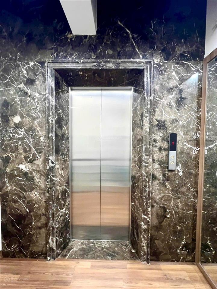 Bán nhà phố thuỷ nguyên nhà hoàn thiện đẹp có thang máy giá 22.5 tỷ bao phí