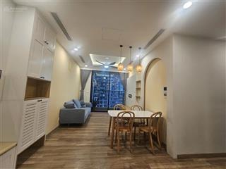 Cho thuê căn 2 ngủ onsen 65m view hồ giá thuê 11tr/tháng full đồ đẹp