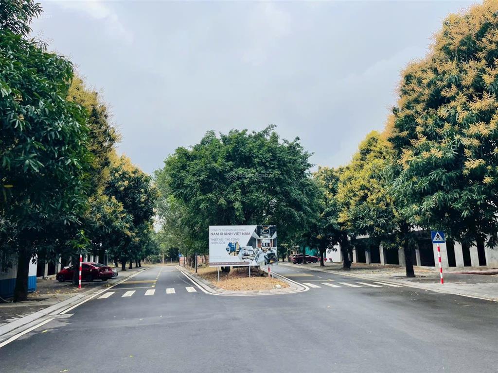 Bán căn liền kề vạn tuế ecopark 100m2 giá 18.x tỷ bao phí,  0925 988 ***